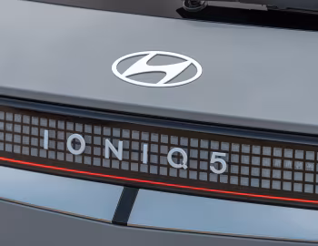 Hyundai IONIQ 5 [UK-spec] '2024–pr.