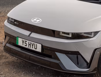 Hyundai IONIQ 5 N Line [UK-spec] '2024–pr.