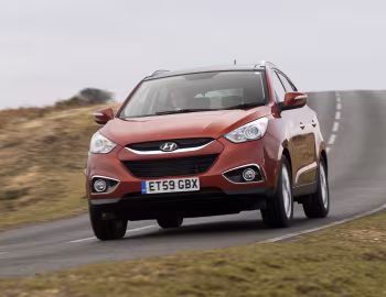 Hyundai ix35 [UK-spec] (LM) '2010–13
