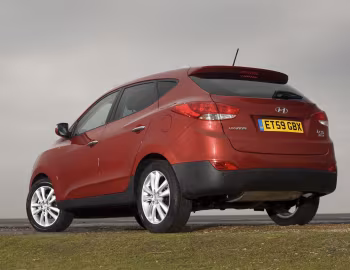 Hyundai ix35 [UK-spec] (LM) '2010–13