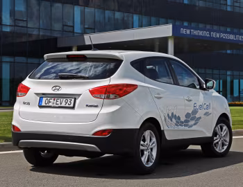 Hyundai ix35 Fuel Cell (LM) '2012–18
