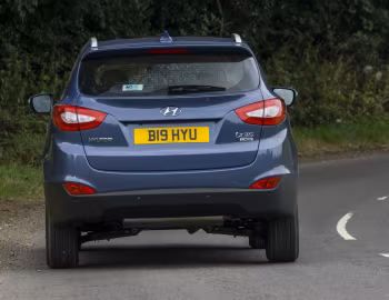Hyundai ix35 [UK-spec] (LM) '2013–15