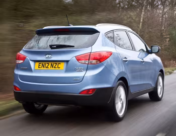 Hyundai ix35 [UK-spec] (LM) '2010–13