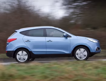 Hyundai ix35 [UK-spec] (LM) '2010–13