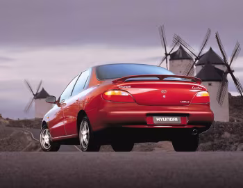 Hyundai Lantra [Worldwide] (J2) '1995–98