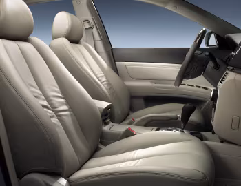 Интерьер Hyundai NF '2005–08
