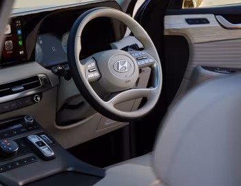 Интерьер Hyundai Palisade 2.2D Highlander [Australia] (LX2) '2022–23