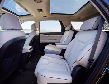 Интерьер Hyundai Palisade 2.2D Highlander [Australia] (LX2) '2022–23