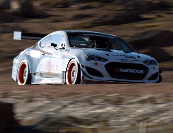 RMR Hyundai Genesis Coupe Pikes Peak '2012–16