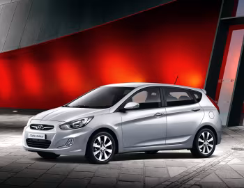 Hyundai Solaris Hatchback (RB) '05.2011–14