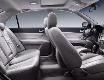 Інтер'єр Hyundai Sonata (NF) '09.2004–11.2007