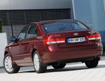 Hyundai Sonata (NF) '11.2007–09.2009