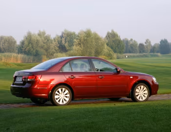 Hyundai Sonata (NF) '11.2007–09.2009