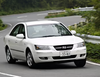 Hyundai Sonata [Japan] (NF) '2005–07