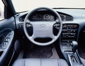 Передня панель Hyundai Sonata (Y3) '02.1996–03.1998