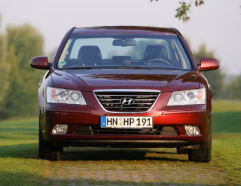 Hyundai Sonata (NF) '11.2007–09.2009