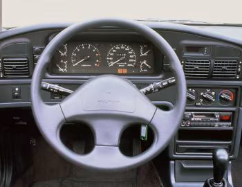 Передня панель Hyundai Sonata [Worldwide] (Y2) '06.1988–91
