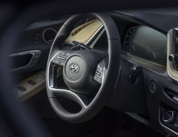 Интерьер 2020–23 Hyundai Sonata Limited [North America] (DN8) '2019–23