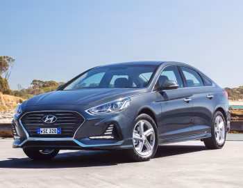 Hyundai Sonata Active [Australia] (LF) '2017–19
