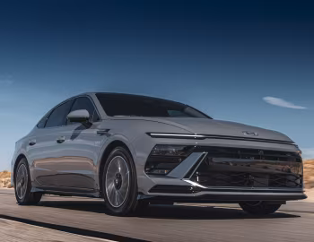 2024–pr. Hyundai Sonata Hybrid Limited [North America] (DN8) '2023–pr.