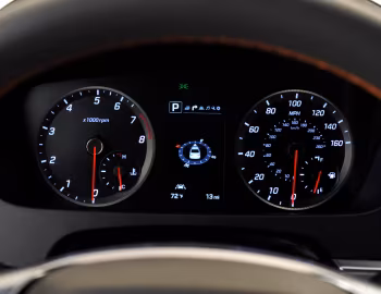 Комбинация приборов 2015–17 Hyundai Sonata Sport [North America] (LF) '2014–17