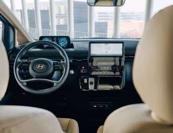 Panneau avant Hyundai Staria Hybrid [EU-spec] '2024–pr.
