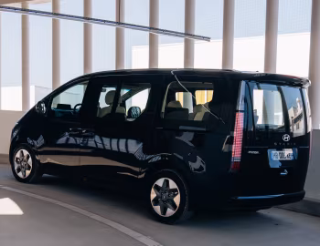 Hyundai Staria Hybrid [EU-spec] '2024–pr.