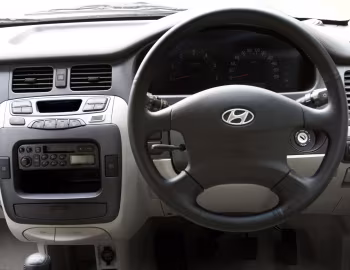 Передня панель Hyundai Trajet [South Africa] (FO) '2004–08