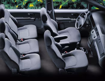 Интерьер Hyundai Trajet (FO) '10.1999–2004