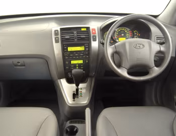 Передня панель Hyundai Tucson [South Africa] '11.2004–01.2011