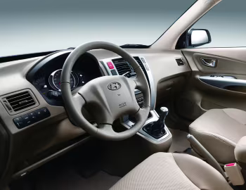 Інтер'єр Hyundai Tucson [China] '2013–15