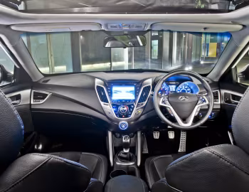 Interior Hyundai Veloster [UK-spec] '2012–14