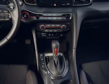 Интерьер 2019–21 Hyundai Veloster [North America] '2018–21
