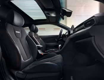 Интерьер 2019–21 Hyundai Veloster [North America] '2018–21