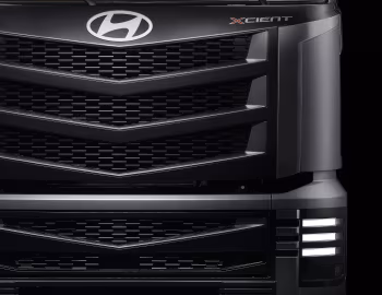 Hyundai Xcient 6×4 Tractor '2025–pr.