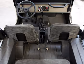 Интерьер ICON Jeep CJ-3B '2010