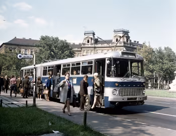 Ikarus 180 '1966–75