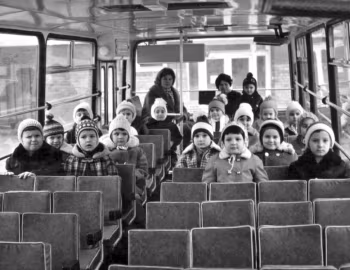 Интерьер Ikarus 255.74 Omnibus für Kinder '1972