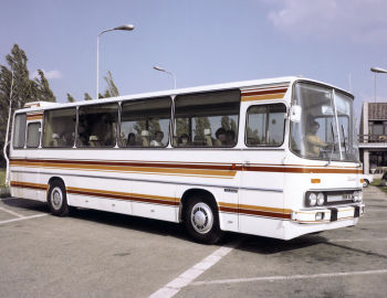 File:Ikarus 256 50 1977.jpg - Wikimedia Commons