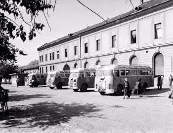 Ikarus 30 '1951–56