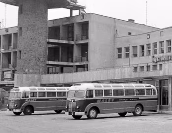 Ikarus 30 '1951–56