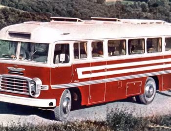 Ikarus 32
