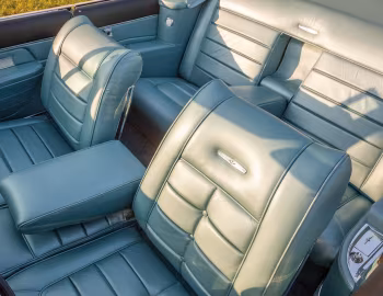 Interior 1960 Imperial Crown Convertible (PY1-M 925)