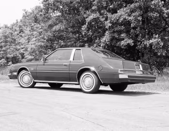 1981 Imperial (YS) '08.1980–09.1981