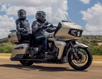 Indian Pursuit Dark Horse '2022–pr.