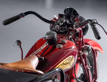 Panneau avant 1935 Indian Dispatch Tow