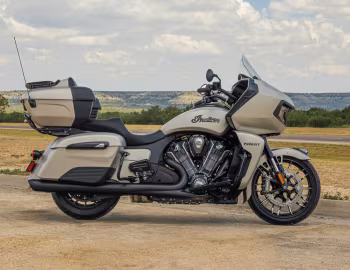 Indian Pursuit Dark Horse '2022–pr.