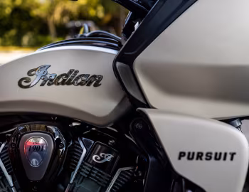 Indian Pursuit Dark Horse '2022–pr.