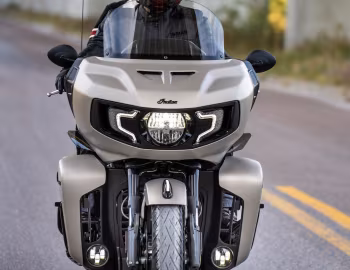 Indian Pursuit Dark Horse '2022–pr.