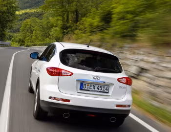 Infiniti EX30d (J50) '2010–13